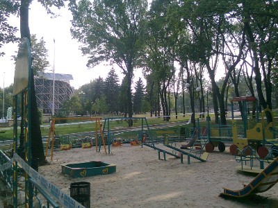 По каким признакам проверяется качество детской площадки